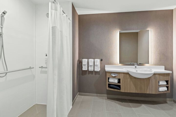 Room 20 of 40