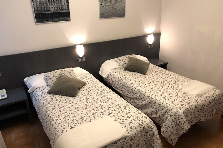 Room 15 of 55