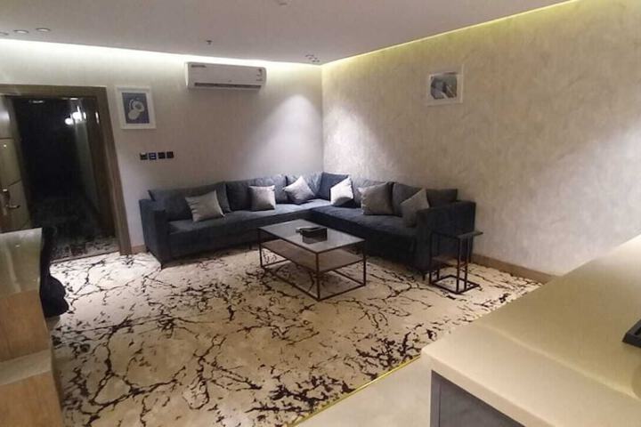 Room 20 of 38