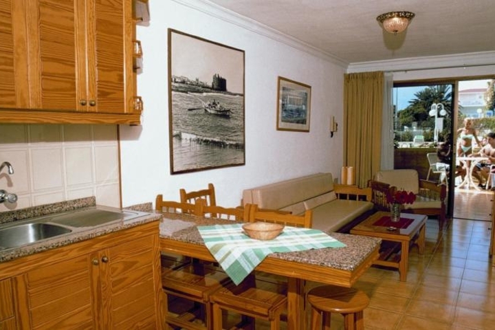 Photo 9
