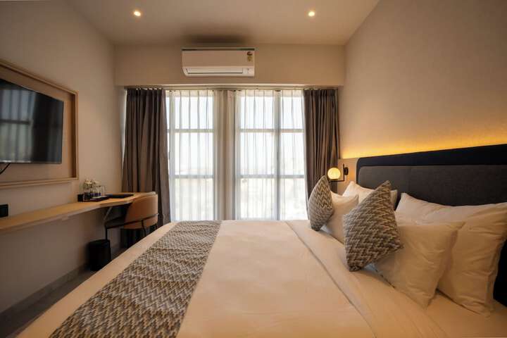 Room 75 of 90