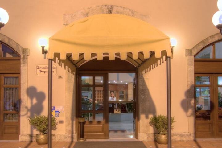 Hotel 33 of 33