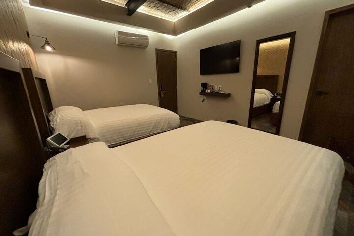 Room 45 of 81