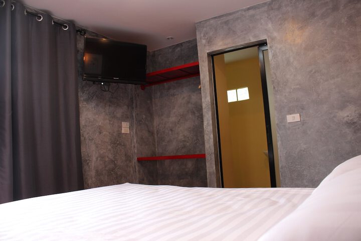 Room 20 of 122