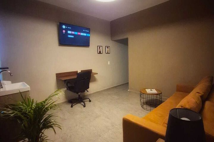 Room 17 of 64