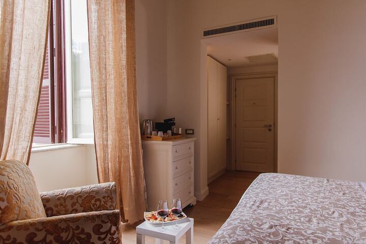 Room 7 of 47