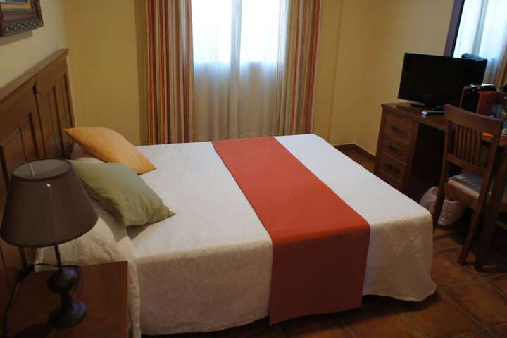 Room 7 of 27