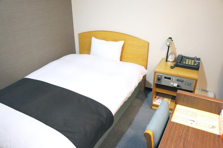 Room 14 of 51