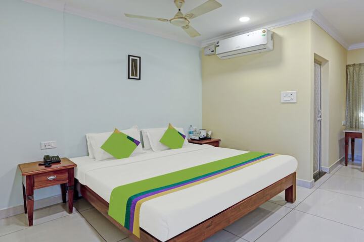 Room 16 of 23