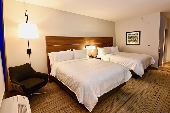 Room 15 of 45