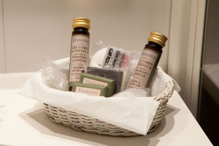 Room amenity