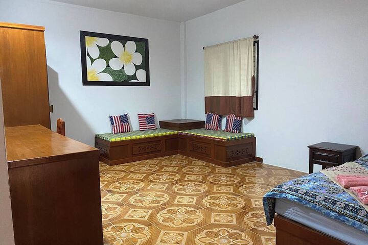 Room 24 of 52