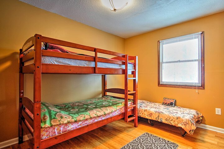 Room 4 of 24