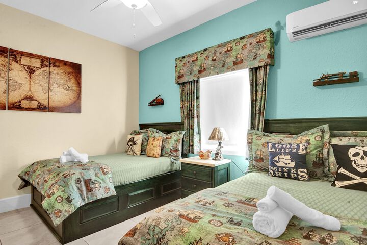 Room 8 of 34