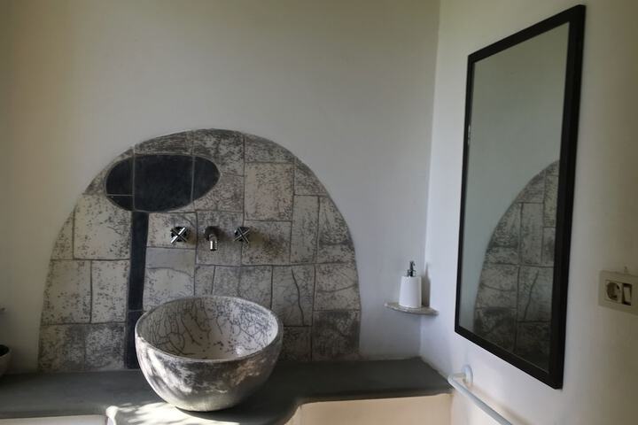 Room 29 of 54