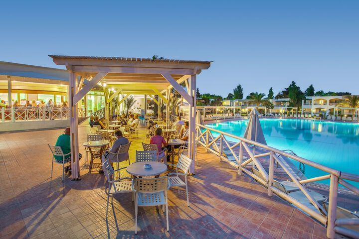 Pool 51 of 64