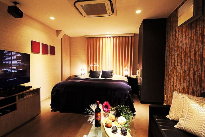 Room 16 of 51