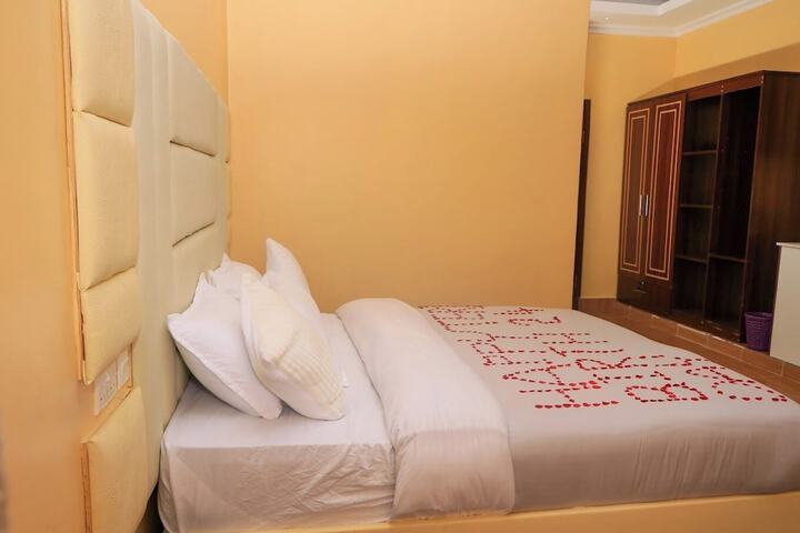 Room 3 of 45