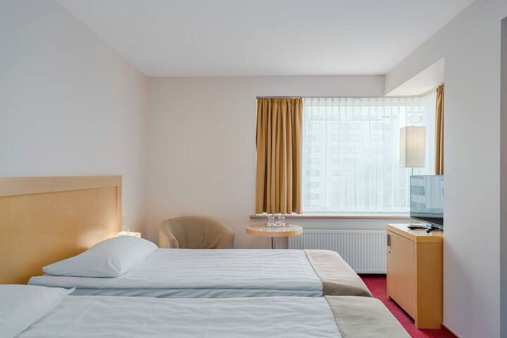 Room 15 of 58
