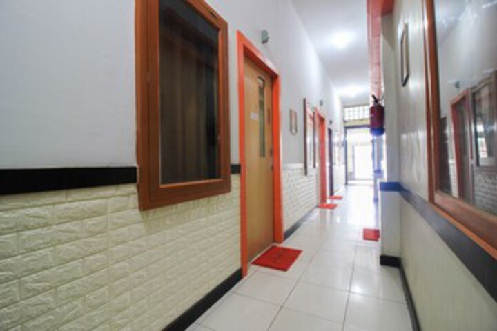 Ballroom/Hall 10 of 46