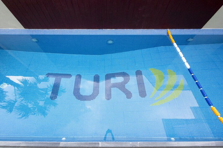 Pool 35 of 46