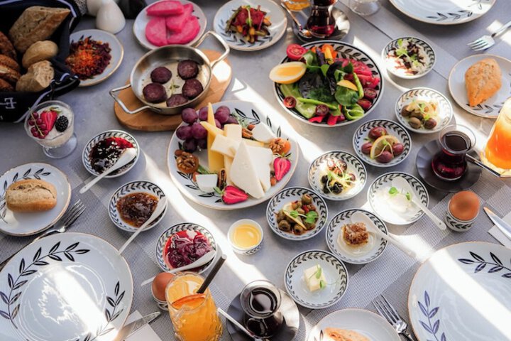 Breakfast/Coffee Service 75 of 104