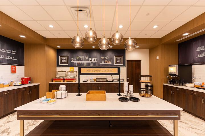 Breakfast area