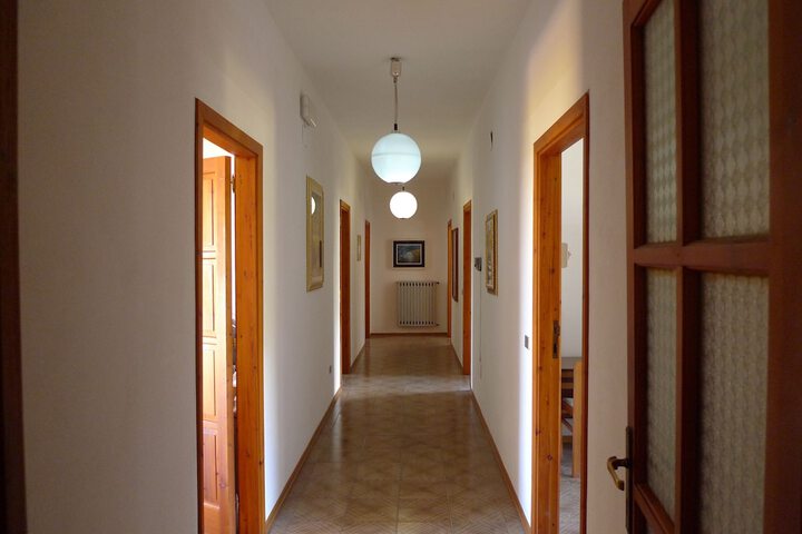 Ballroom/Hall 26 of 51