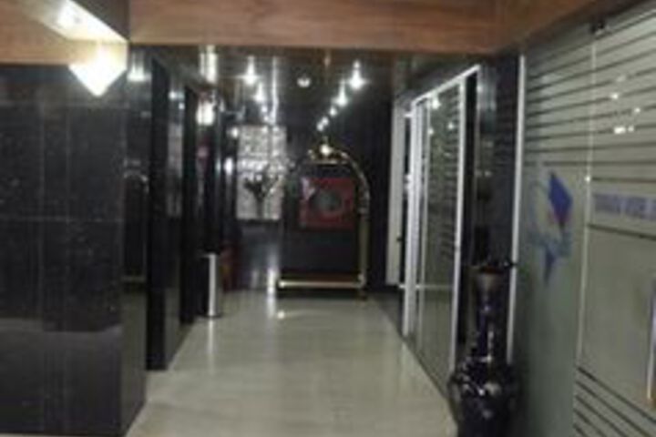 Ballroom/Hall 18 of 29