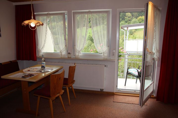 Room 29 of 86