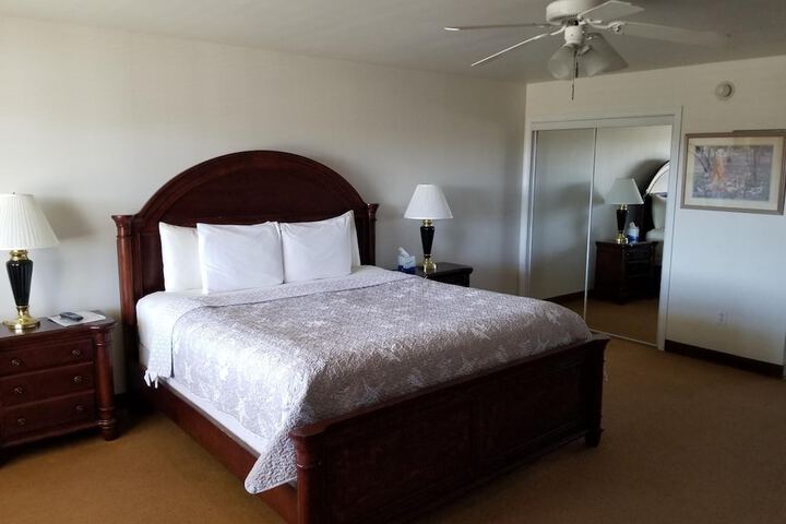 Room 14 of 26