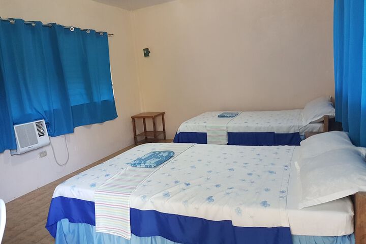 Room 4 of 17