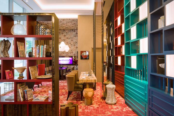 Entrance & Lobby