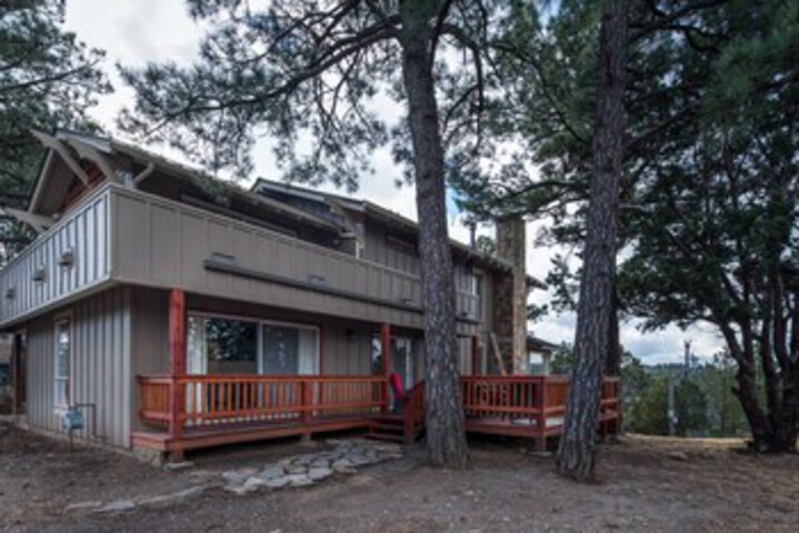 Property Grounds 26 of 37