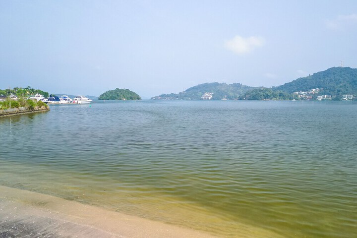Beach 159 of 185
