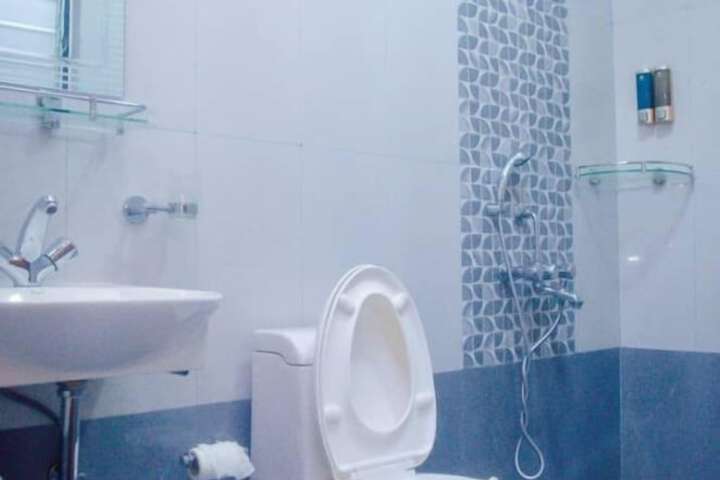 Room 18 of 24