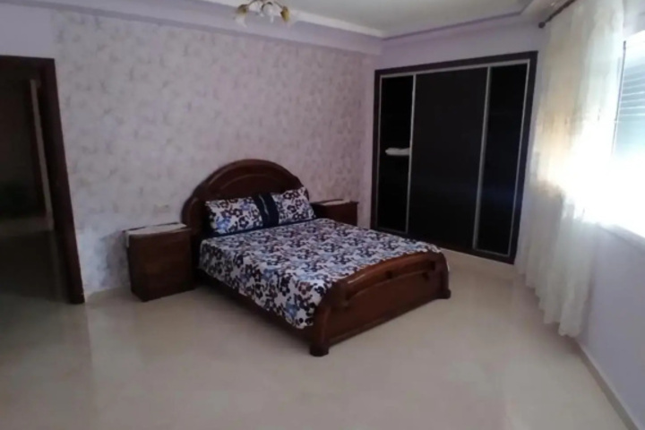 Room 3 of 9