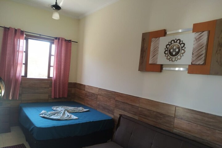 Room 8 of 29