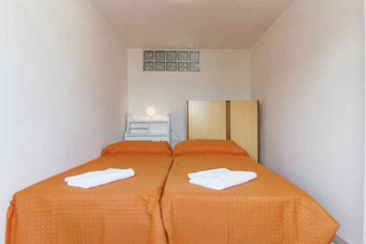 Room 57 of 73