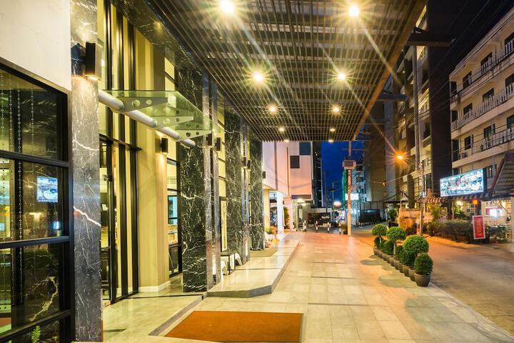 Hotel 44 of 45