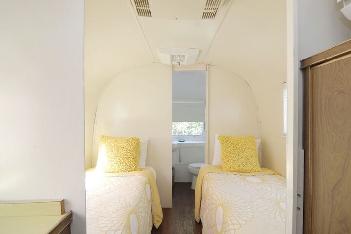Room 62 of 82