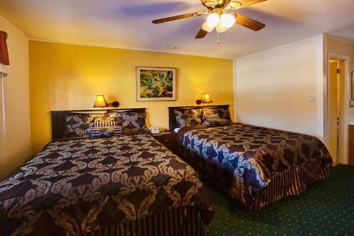 Room 7 of 19