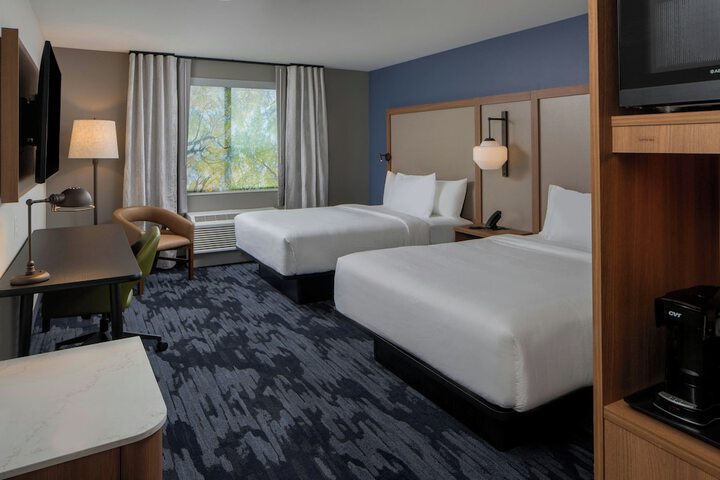 Room 4 of 22