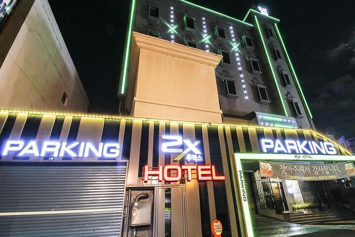 2X Hotel