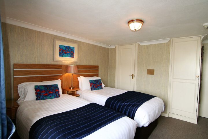 Room 38 of 72