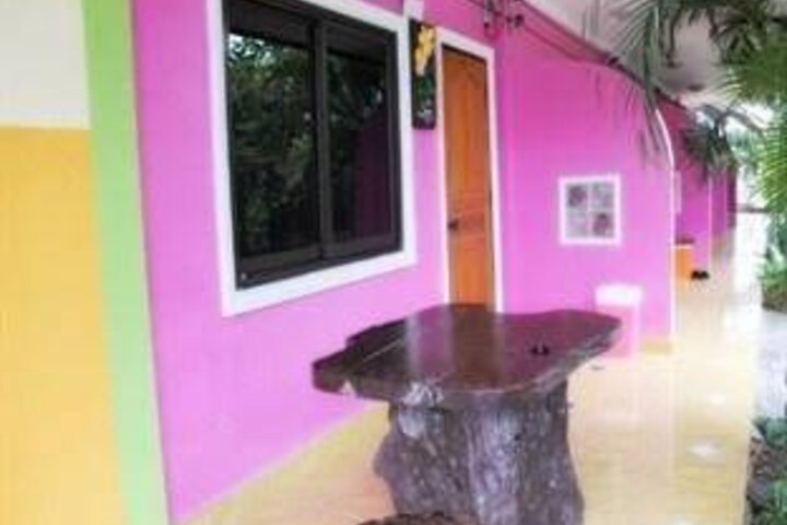 Paklok House