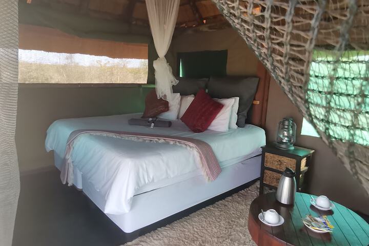 Room 4 of 17