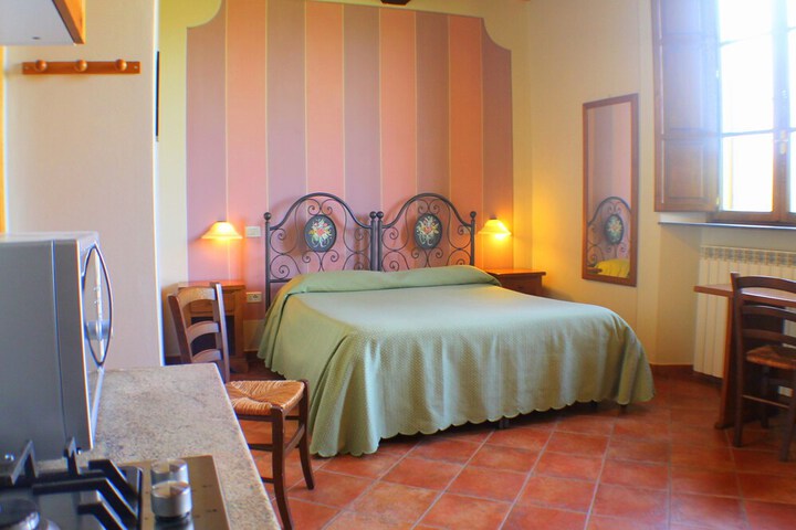 Room 14 of 45