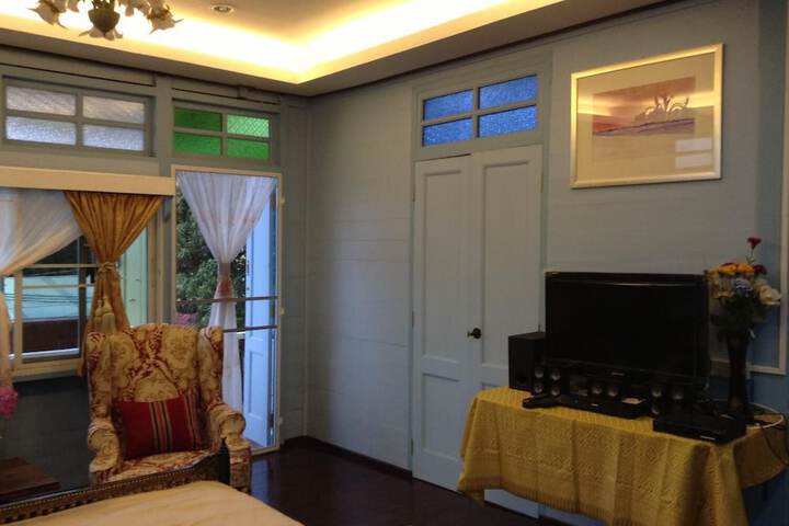 Room 19 of 50