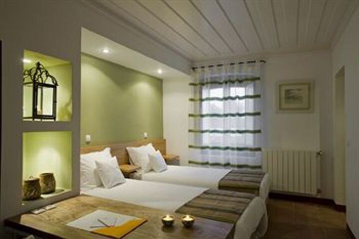 Room 15 of 28